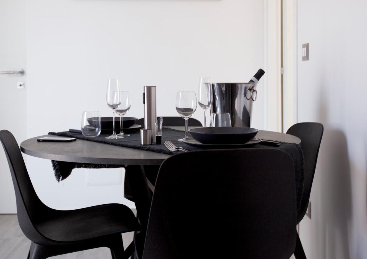 Scugnizzo Apartment Luxury Home Napoli Bagian luar foto