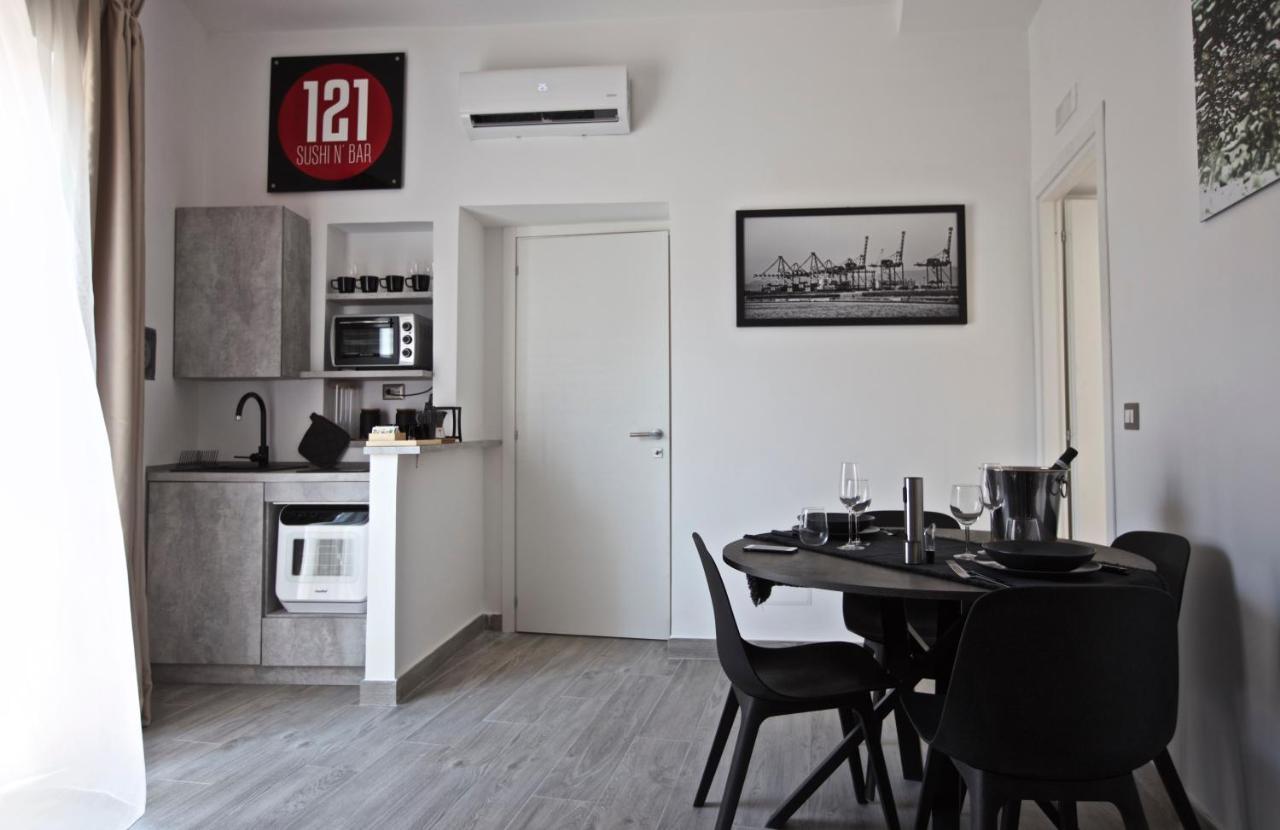 Scugnizzo Apartment Luxury Home Napoli Bagian luar foto