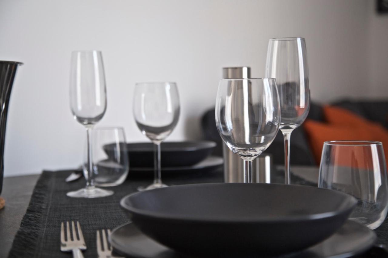 Scugnizzo Apartment Luxury Home Napoli Bagian luar foto