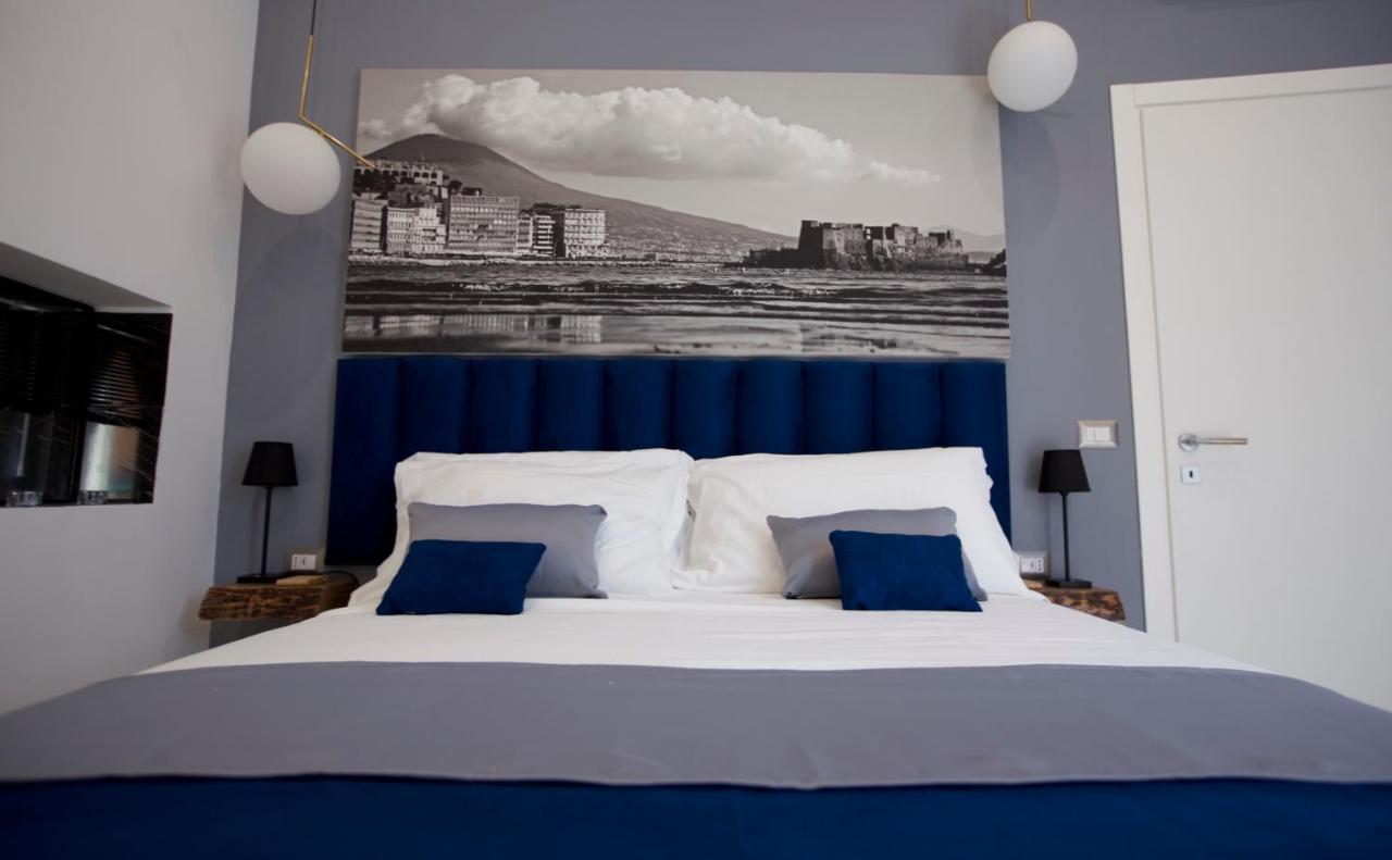 Scugnizzo Apartment Luxury Home Napoli Bagian luar foto