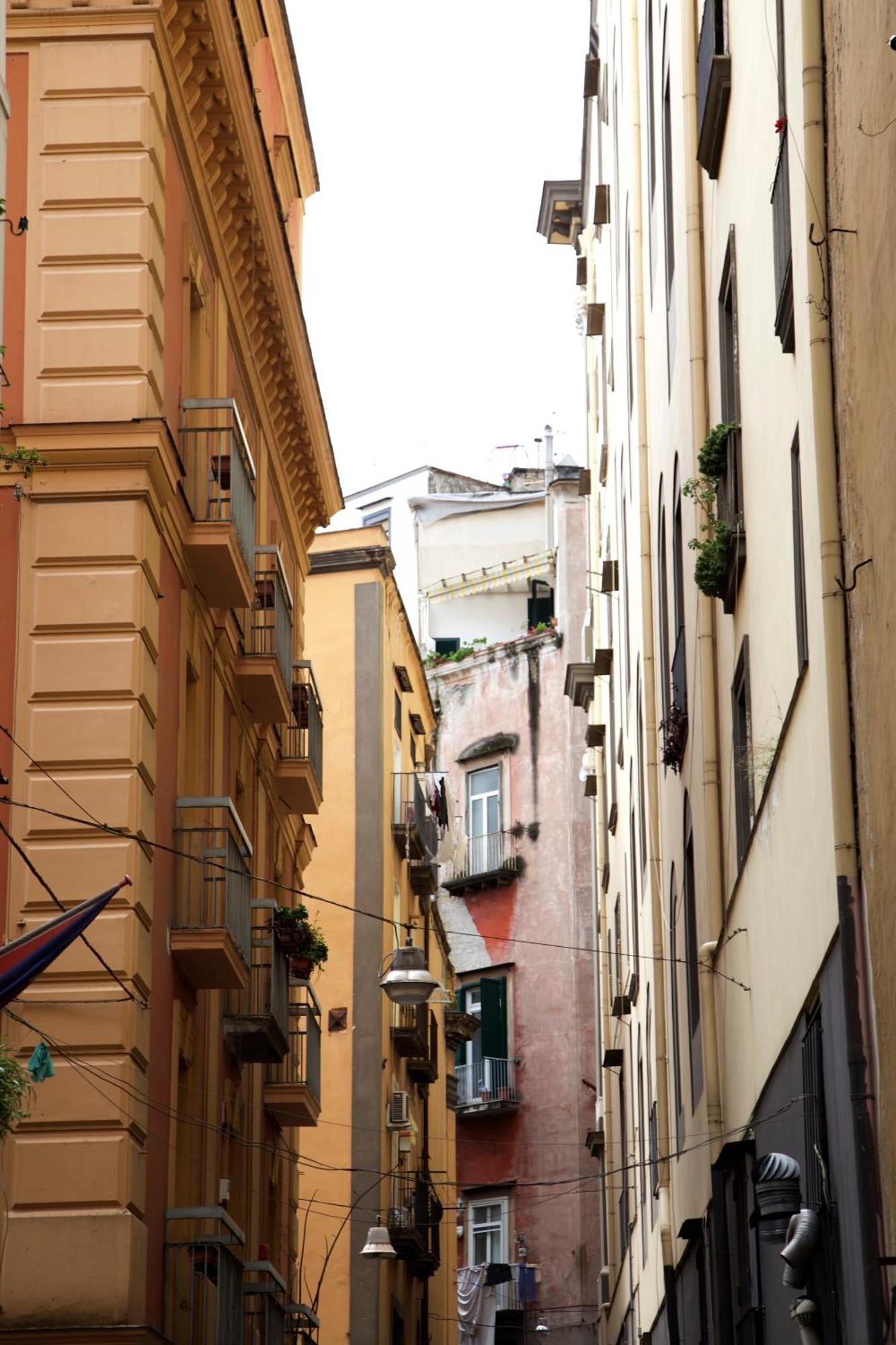 Scugnizzo Apartment Luxury Home Napoli Bagian luar foto